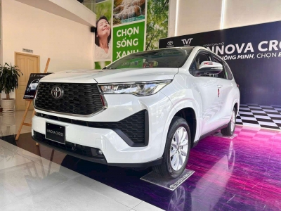 Toyota Innova Cross bán chạy nhất phân khúc MPV hạng C